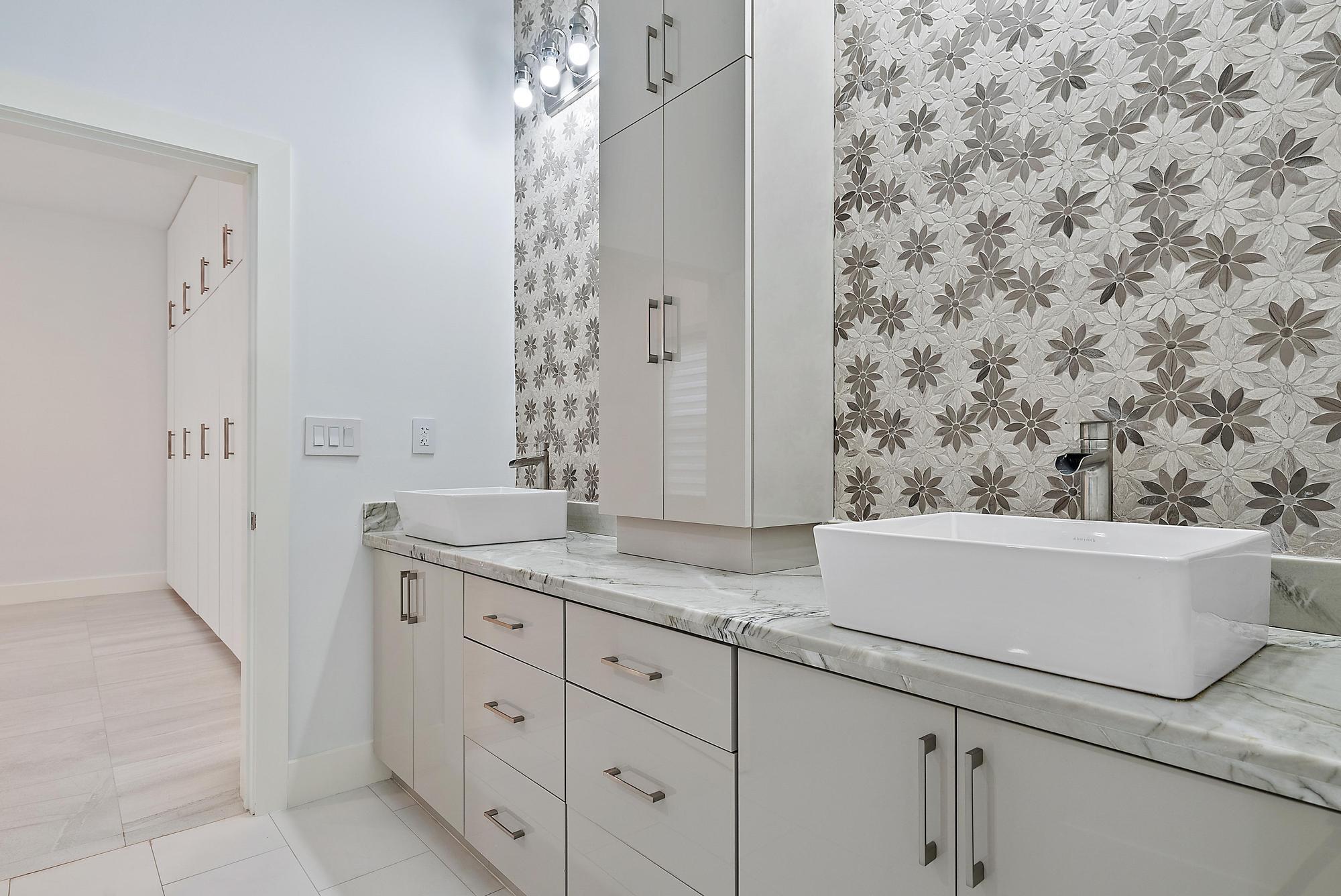 IBIS GOLF AND COUNTRY CLU - Residential