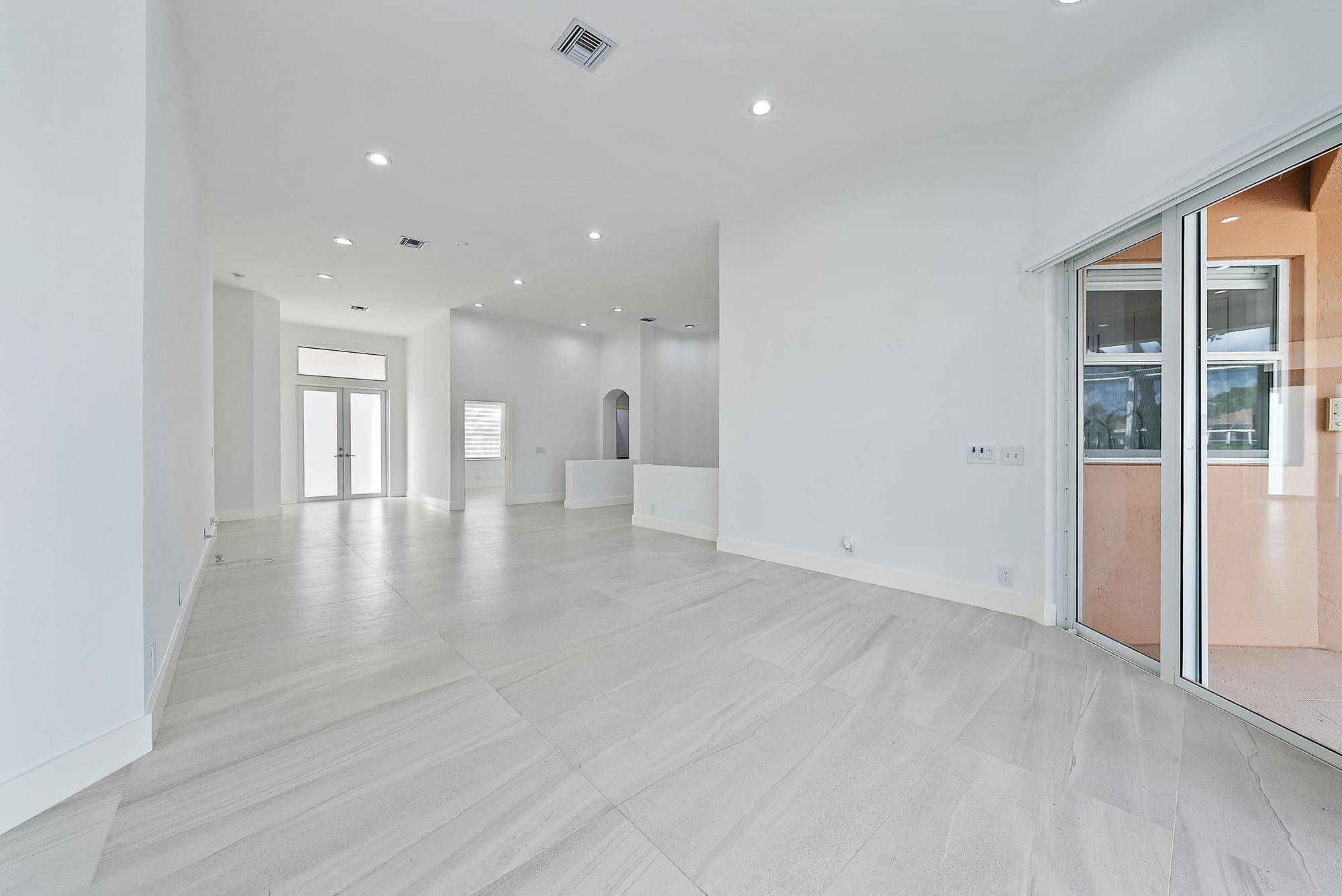 IBIS GOLF AND COUNTRY CLU - Residential