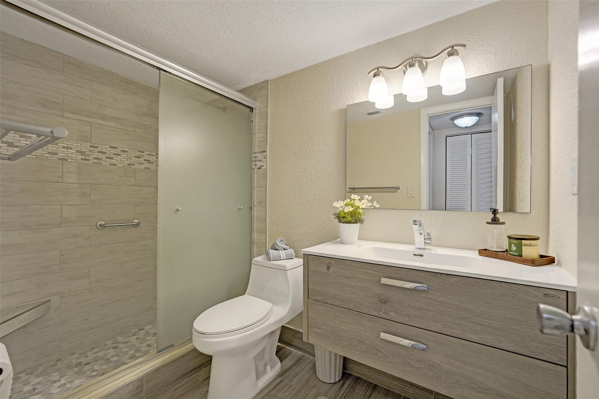 Colony Point - Residential