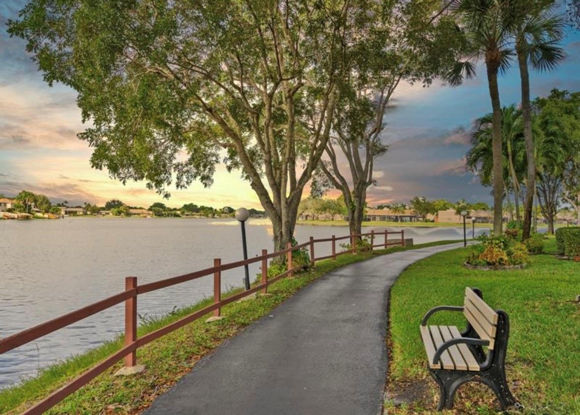 Colony Point - Residential