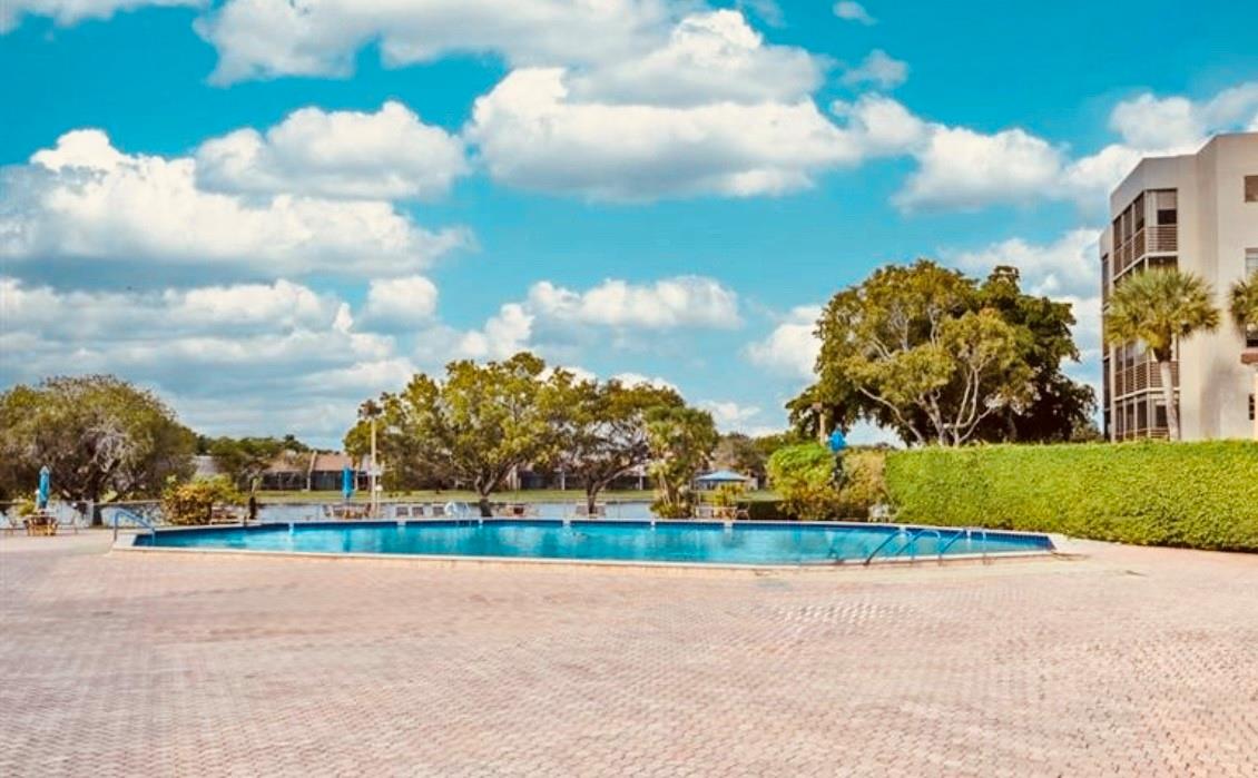 Colony Point - Residential