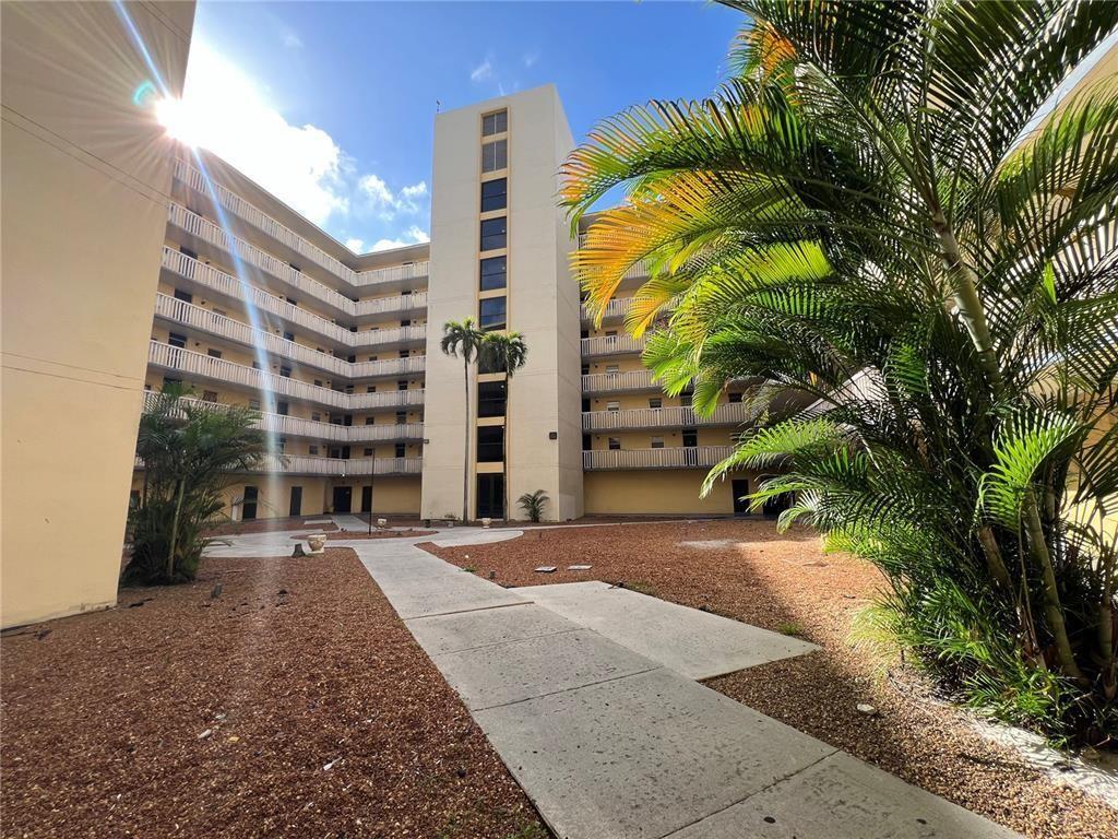 Parkway Towers - Residential Lease