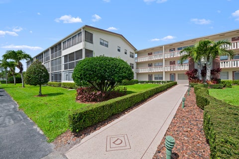 Tiny photo for 148 Preston Way #148, Boca Raton, FL 33434 (MLS # B26029229)