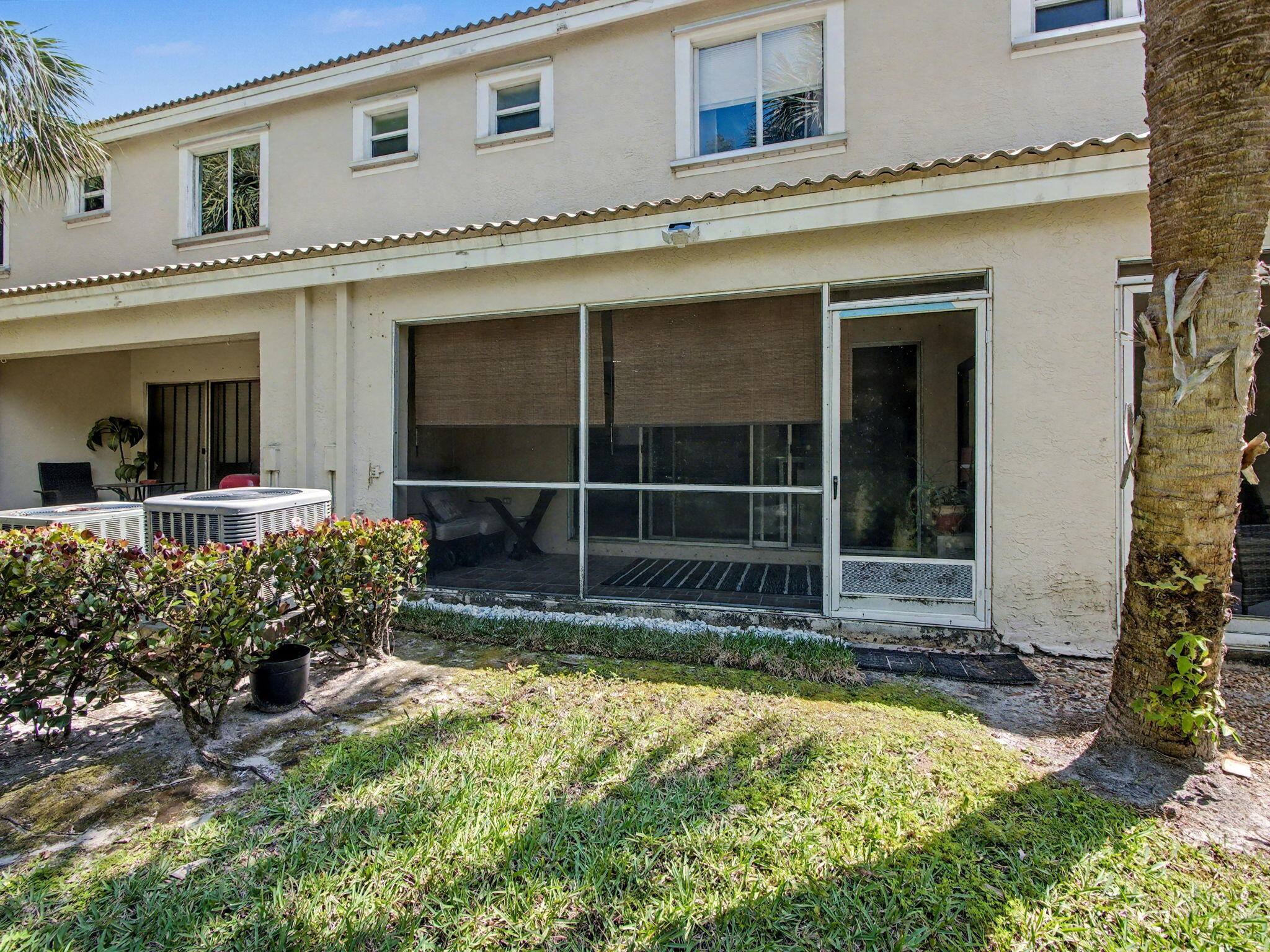 PALMBROOKE TOWNHOMES - Residential