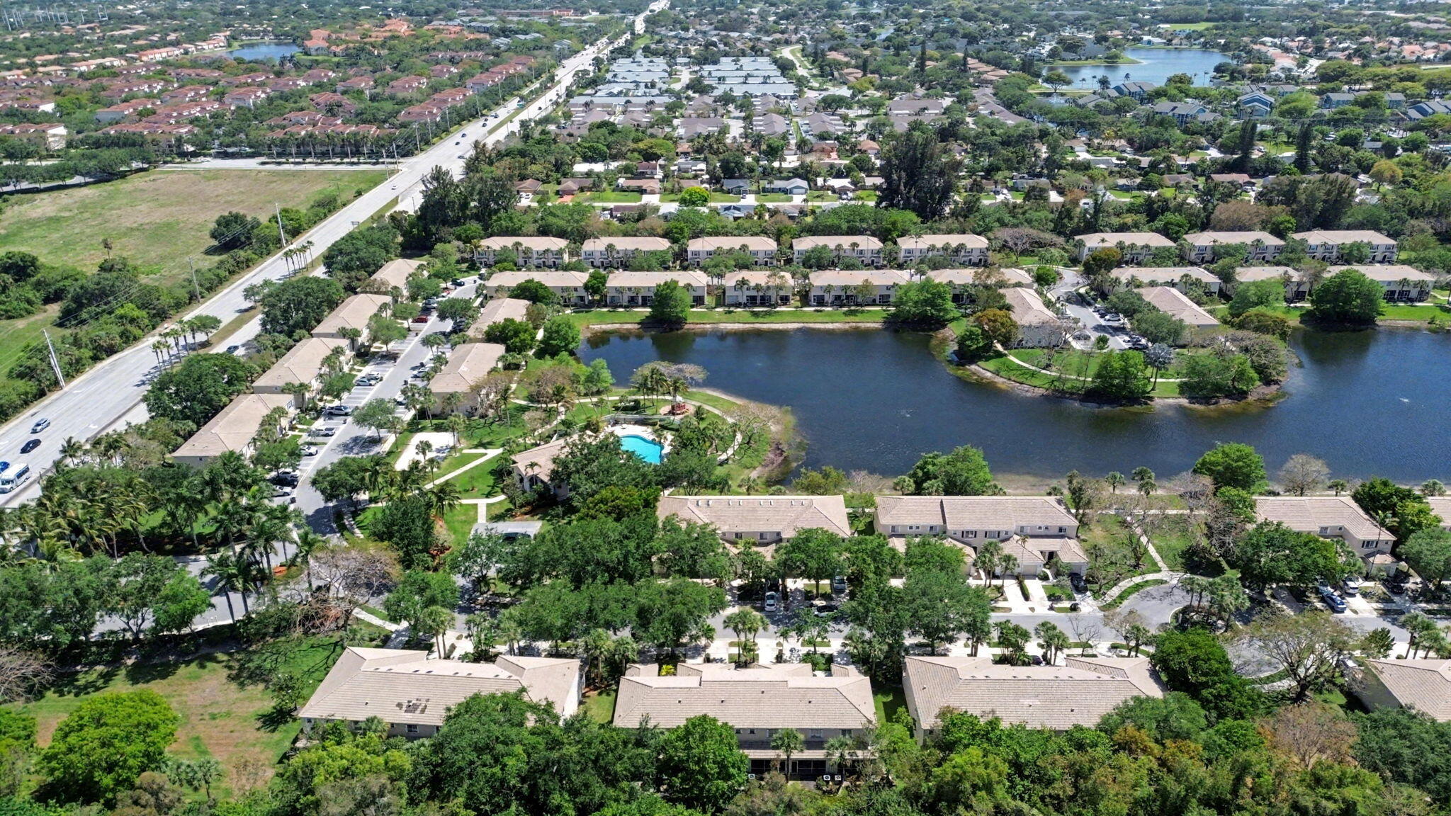 PALMBROOKE TOWNHOMES - Residential
