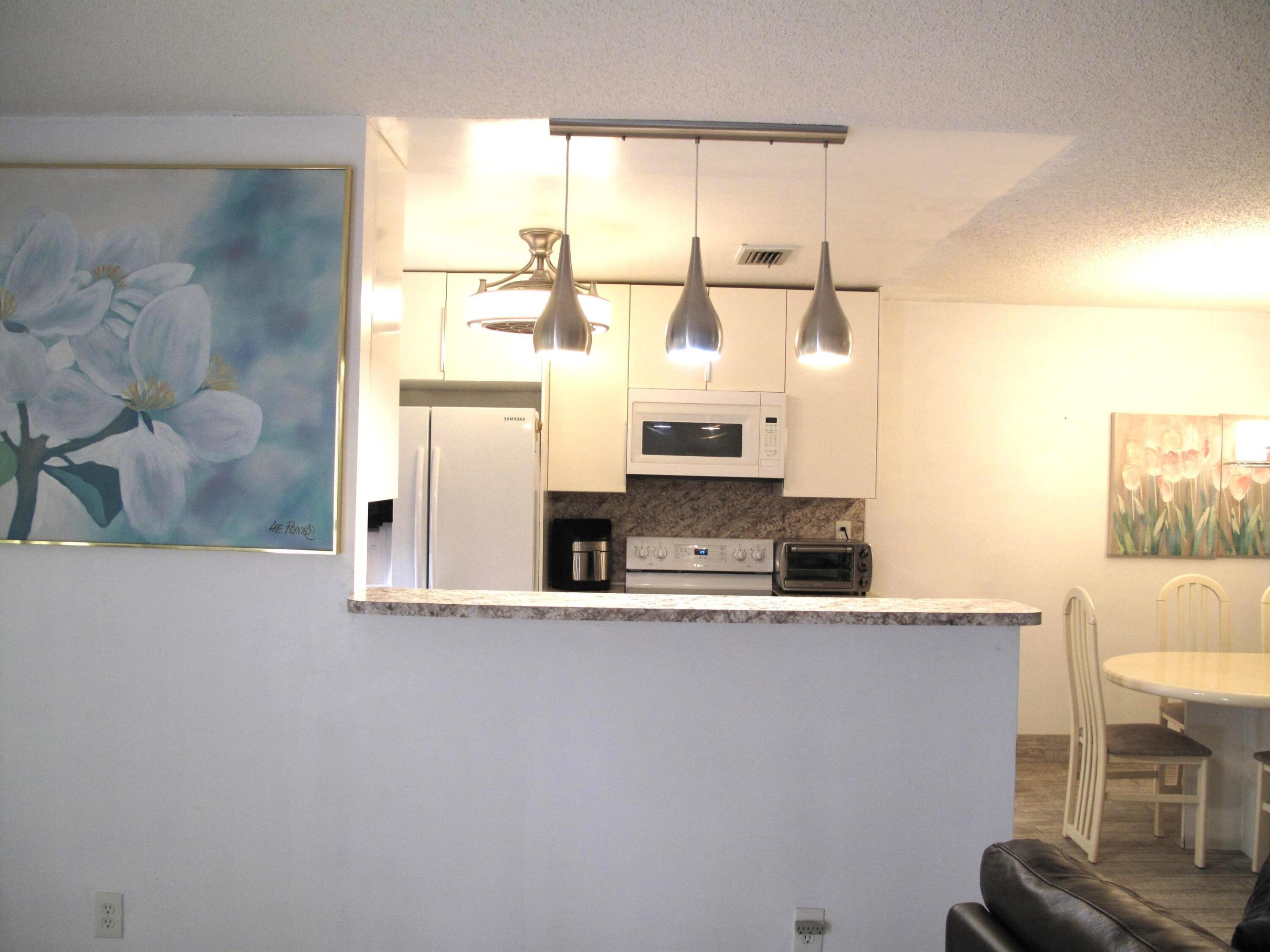 HIGH POINT OF DELRAY SEC 7 CONDO - Residential Lease