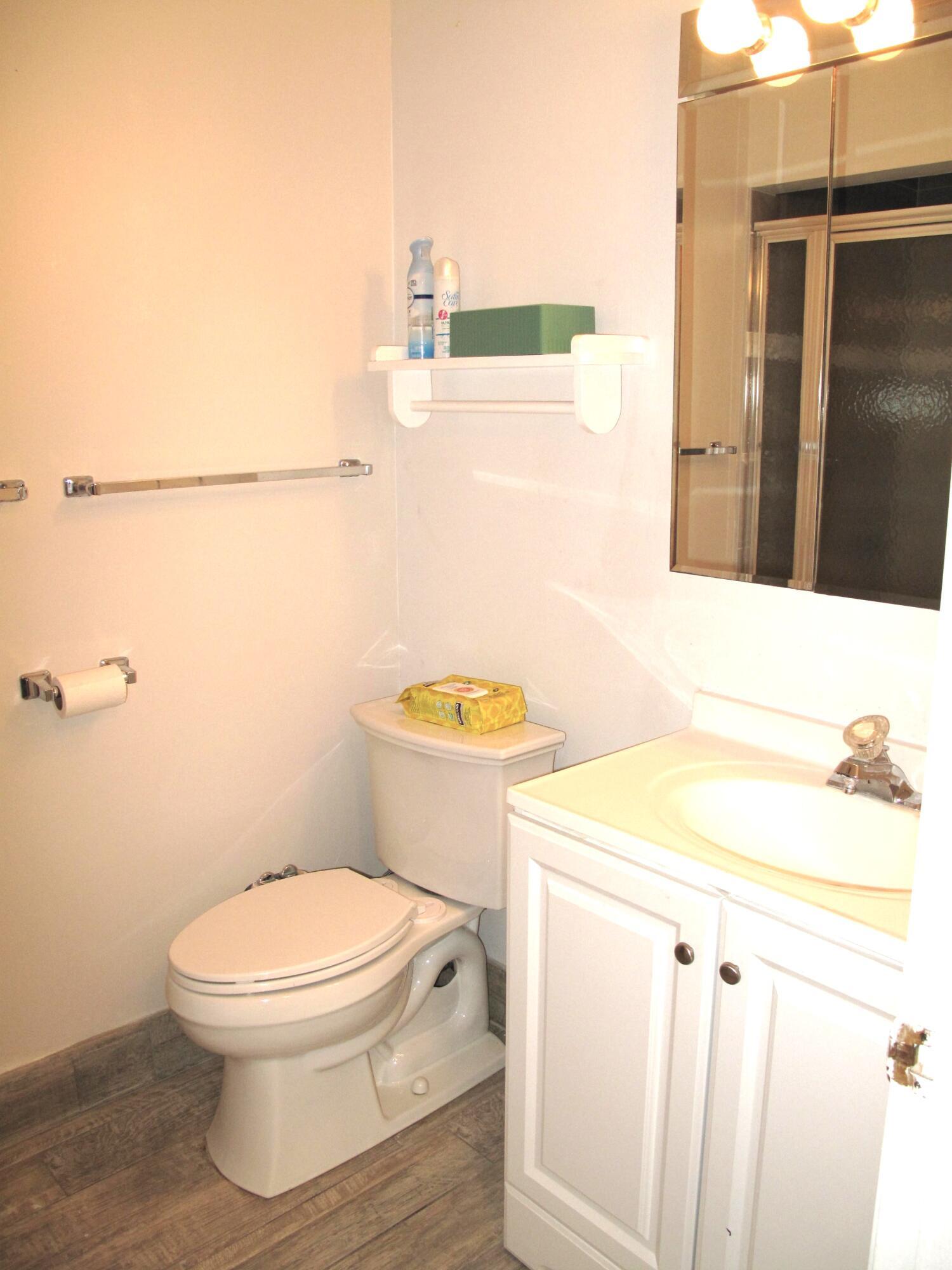 HIGH POINT OF DELRAY SEC 7 CONDO - Residential Lease