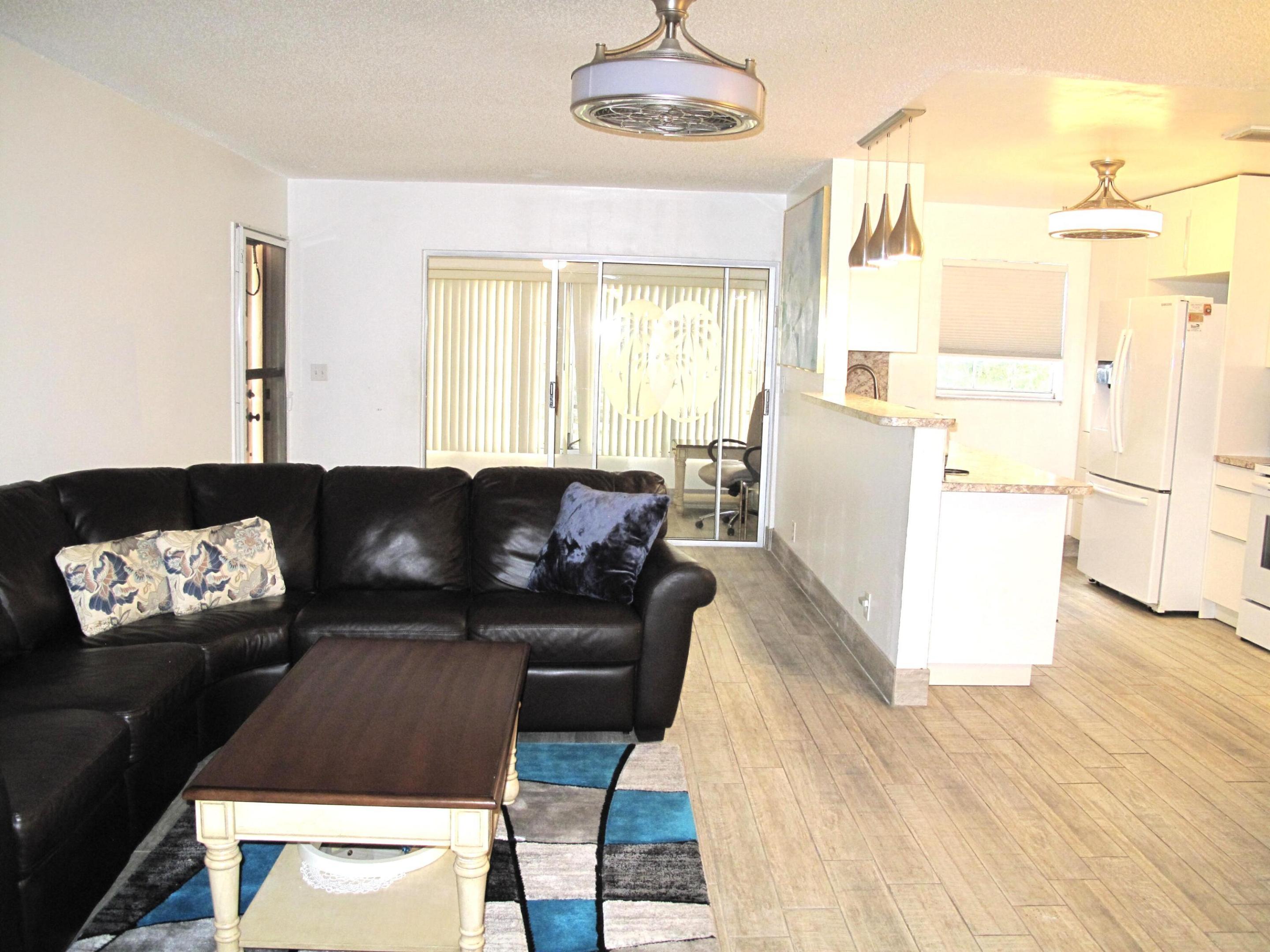 HIGH POINT OF DELRAY SEC 7 CONDO - Residential Lease