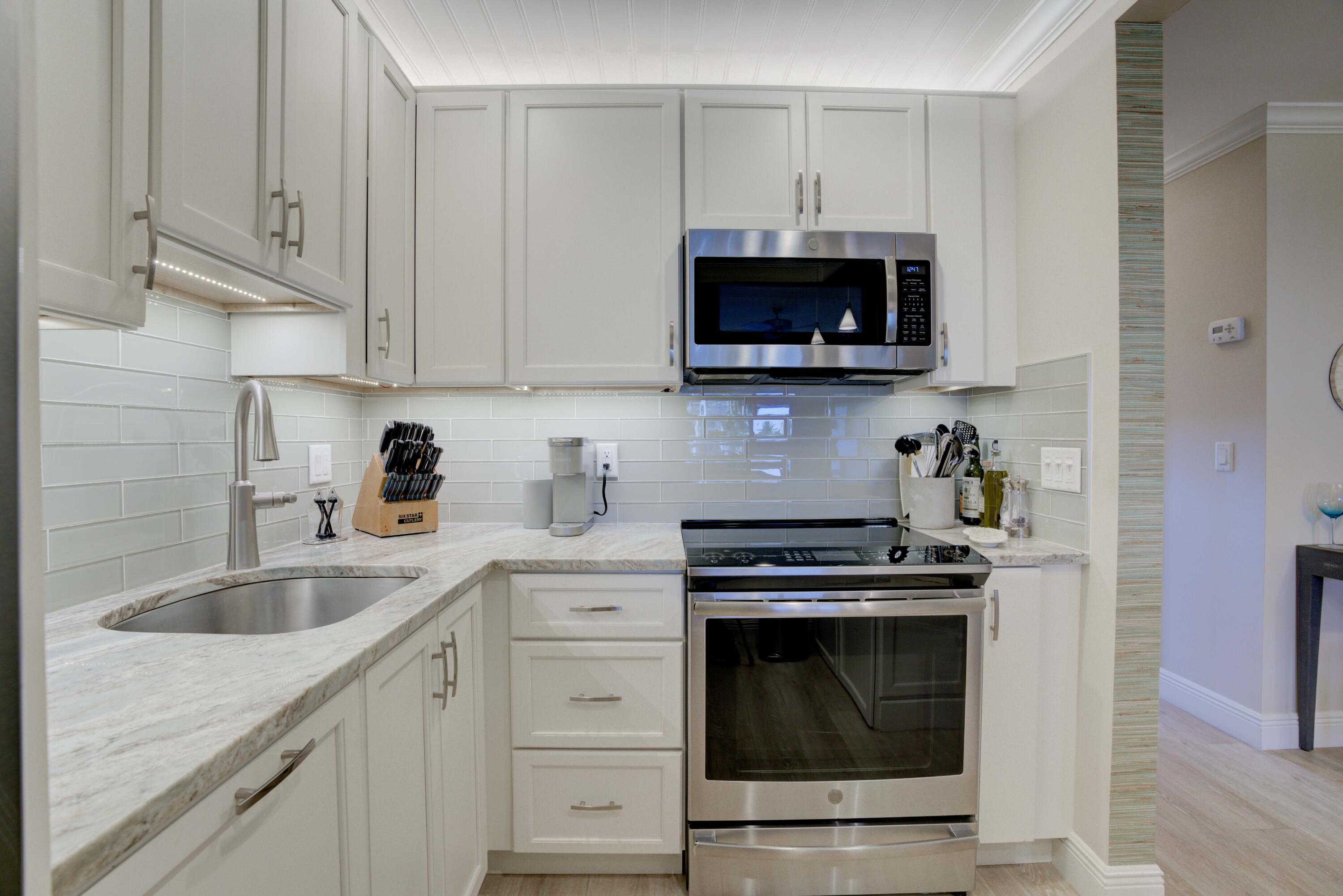 SHORE CLUB APTS B & C CONDO - Residential