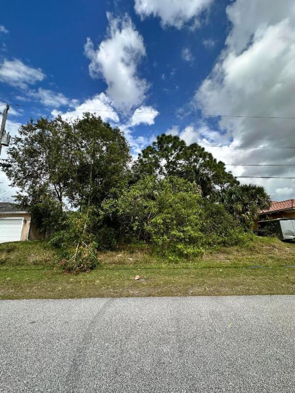 Photo of 5927 NW Batchelor Terrace, Port Saint Lucie, FL 34986 (MLS # R10965449)