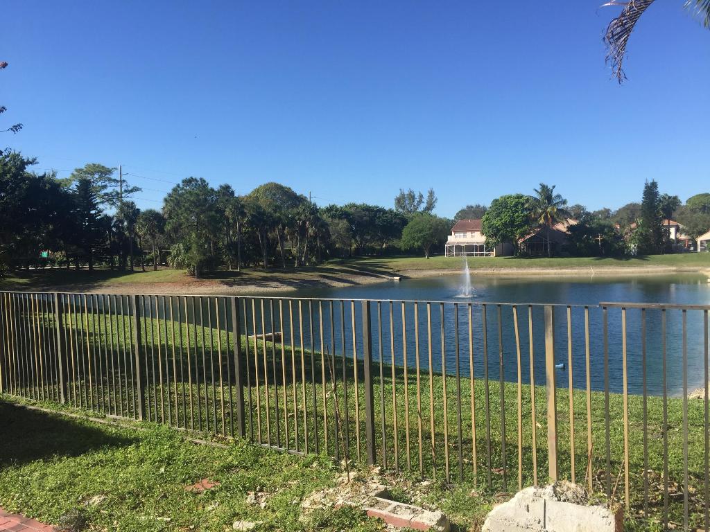 PALMETTO PARK WOODS - Residential
