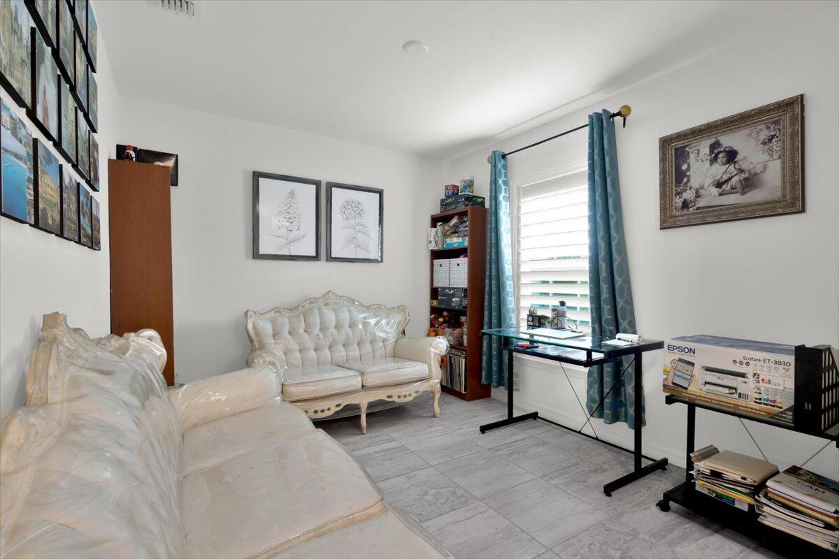 PORT ST LUCIE SECTION 13 - Residential