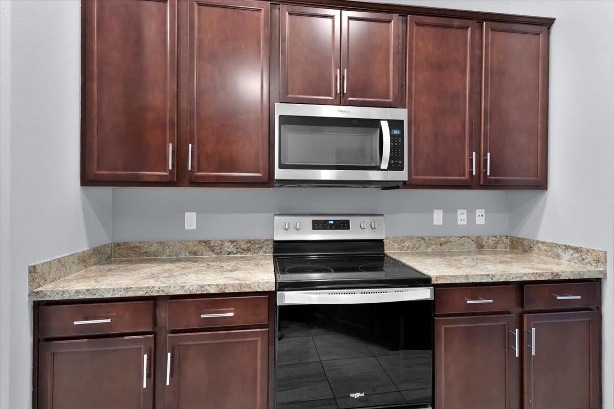 PORT ST LUCIE SECTION 13 - Residential
