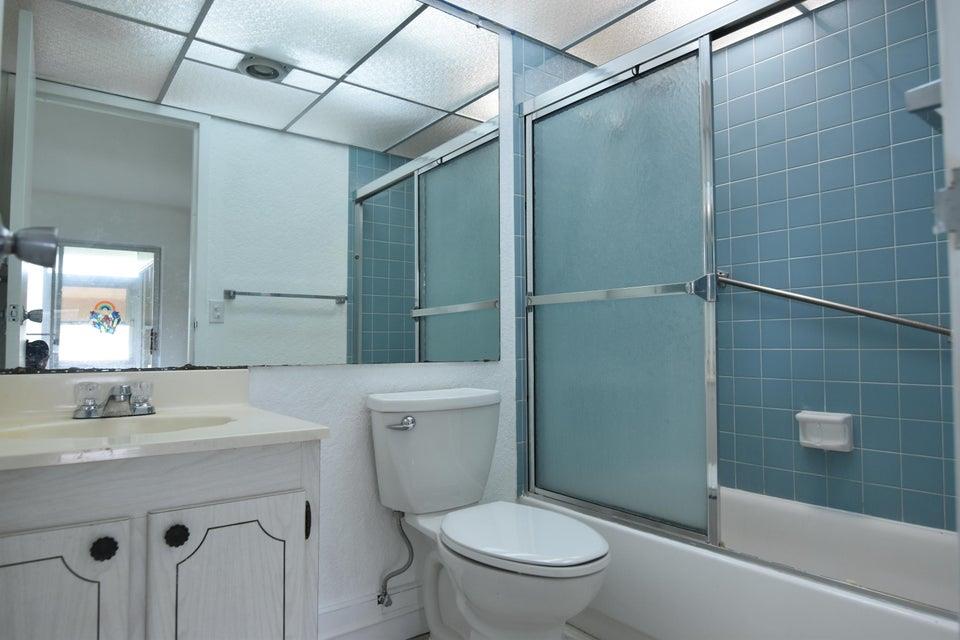 KINGS POINT WATERFORD CONDOS - Residential