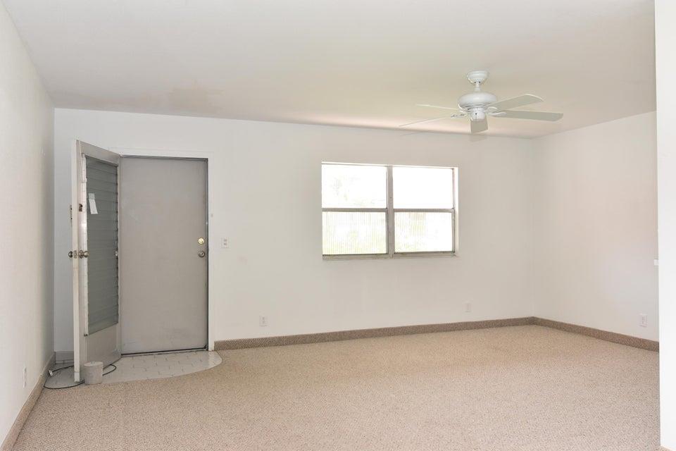 KINGS POINT WATERFORD CONDOS - Residential