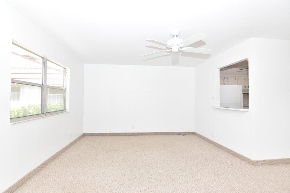 KINGS POINT WATERFORD CONDOS - Residential