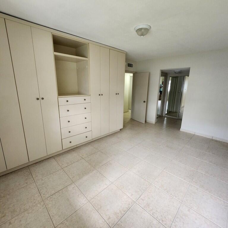 Green Hills Park West No5 - Residential