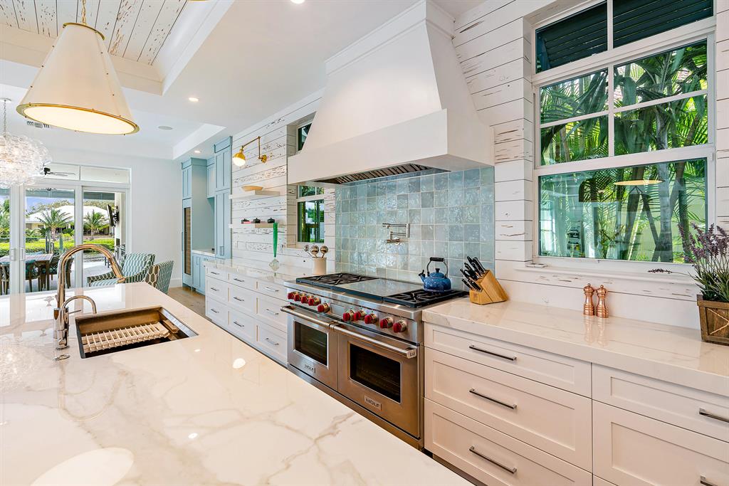 Admirals Cove - Residential