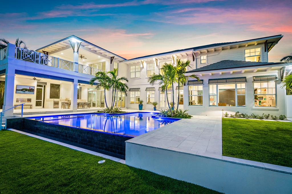 Admirals Cove - Residential