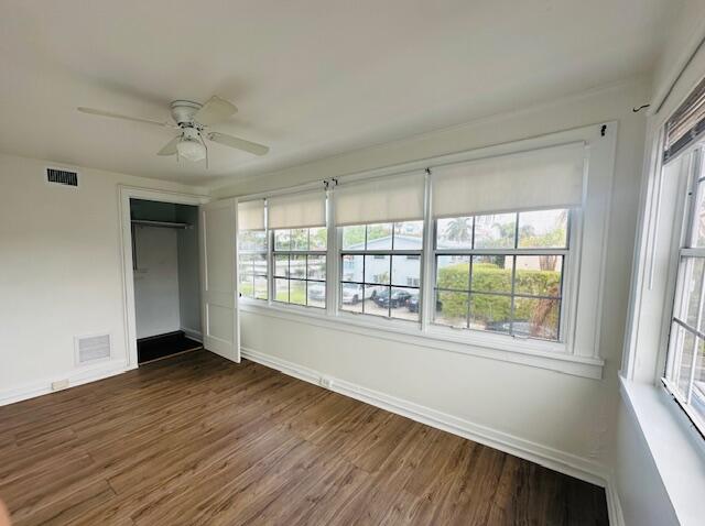 LAKE WORTH TOWN OF - Residential Lease