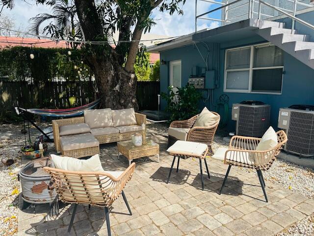 LAKE WORTH TOWN OF - Residential Lease