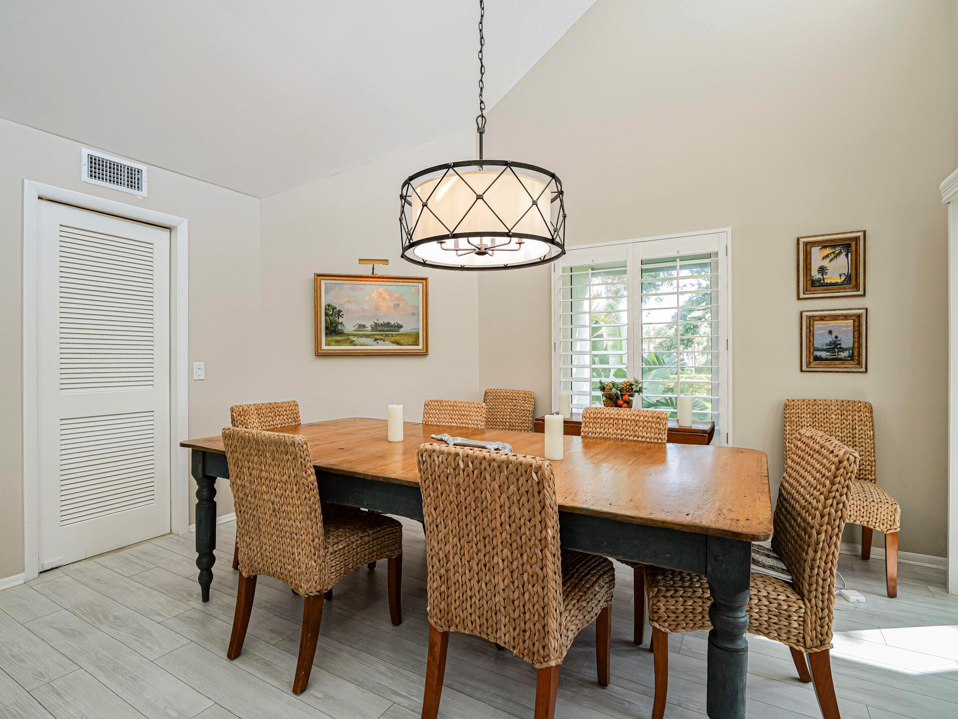 WINDWARD IV CONDOMINIUM - Residential Lease