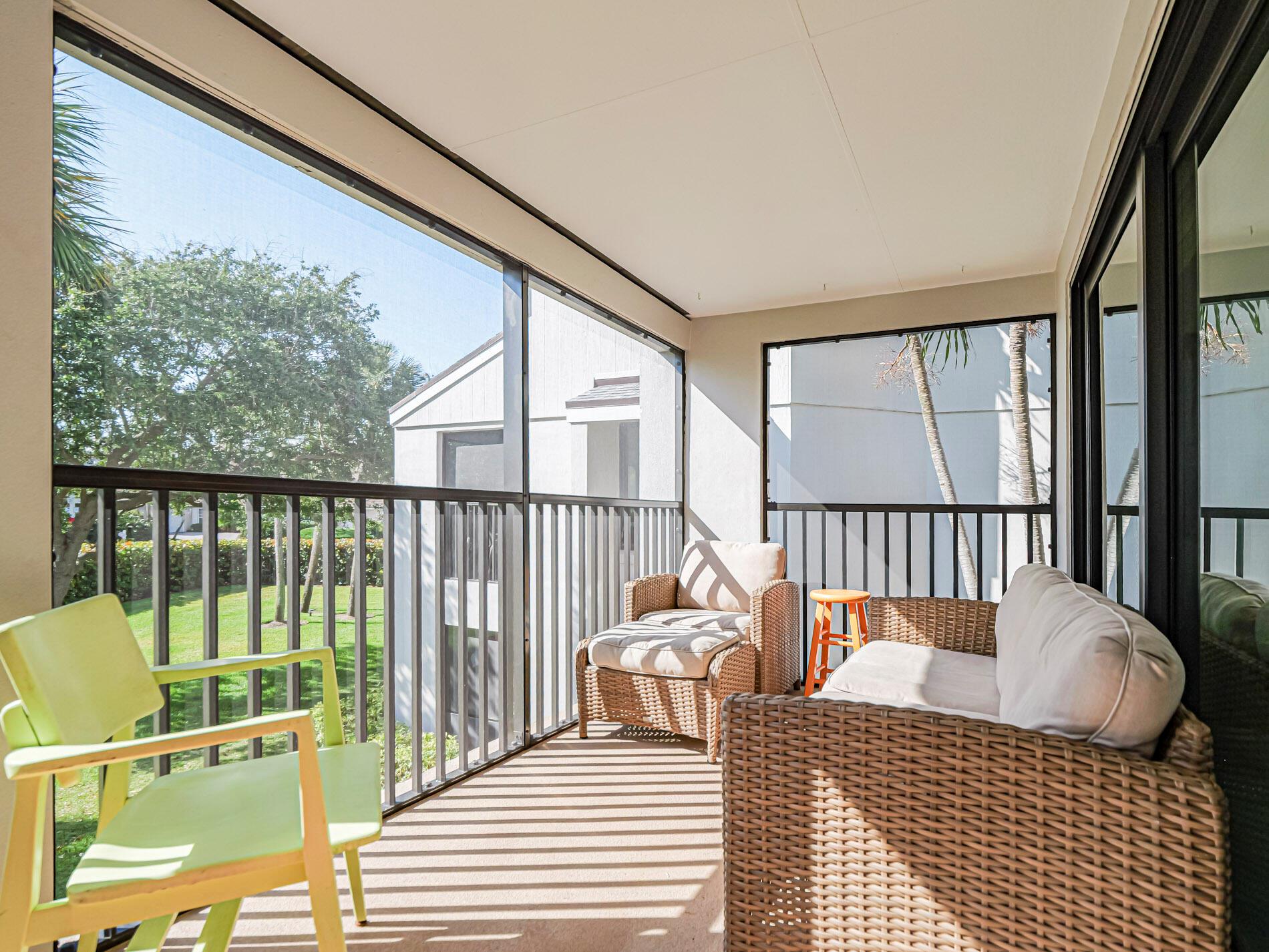 WINDWARD IV CONDOMINIUM - Residential Lease