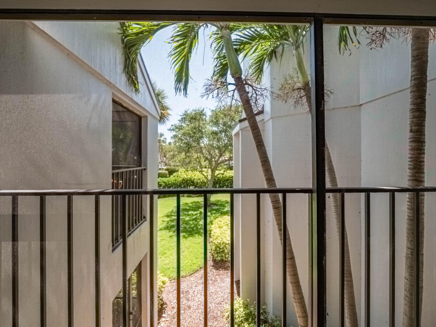 WINDWARD IV CONDOMINIUM - Residential Lease