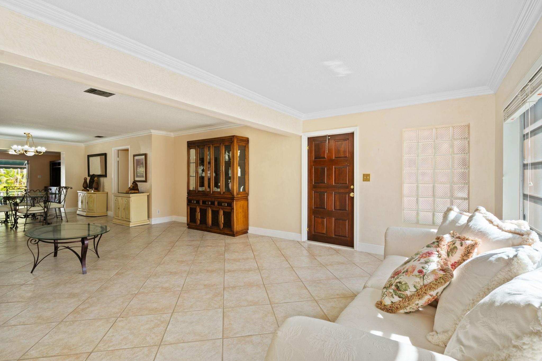 Hollywood Lakes Sec 1-32 - Residential