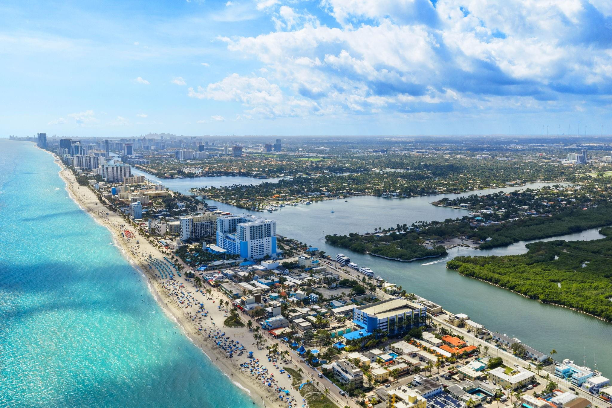 Hollywood Lakes Sec 1-32 - Residential