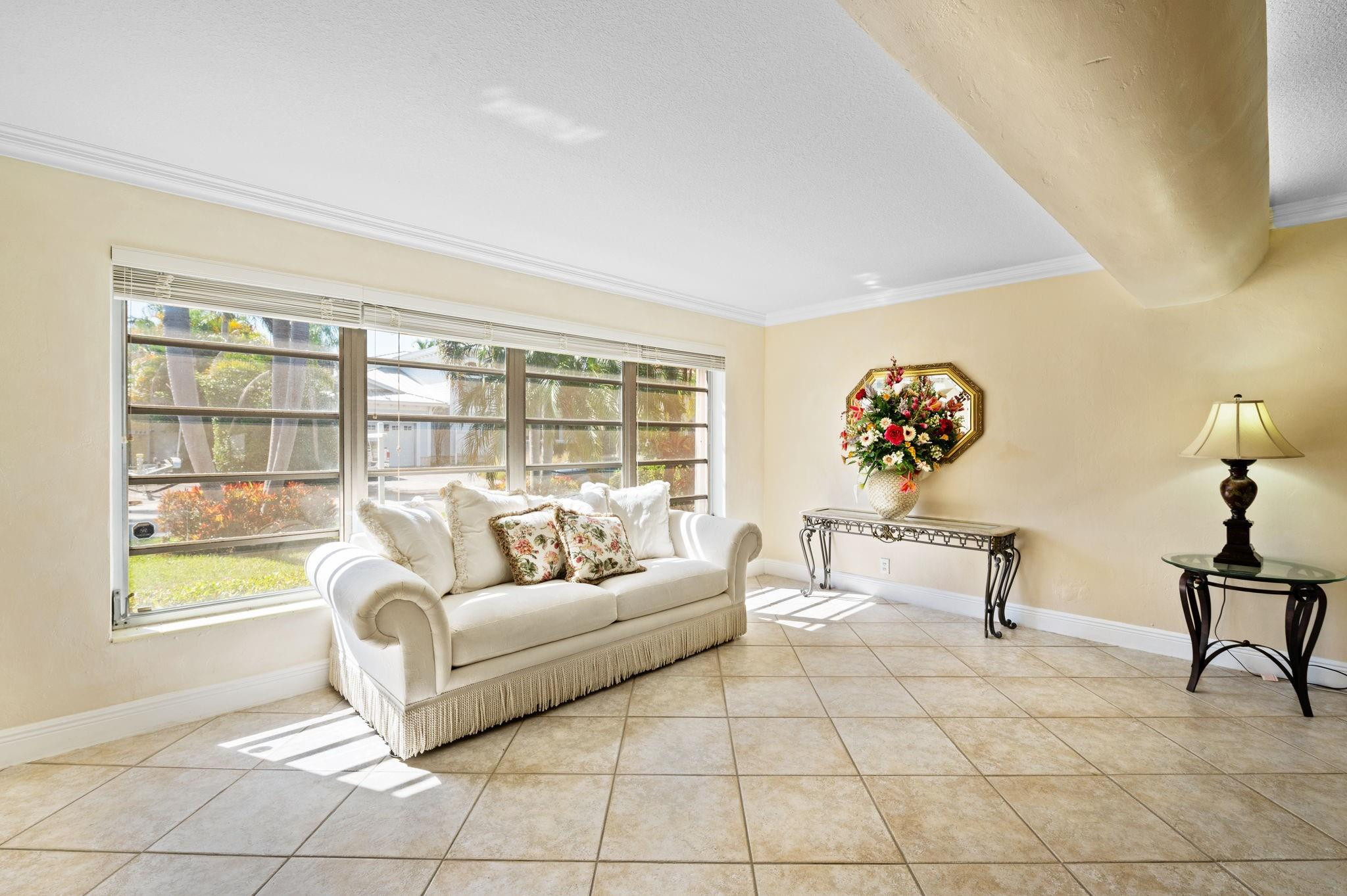 Hollywood Lakes Sec 1-32 - Residential