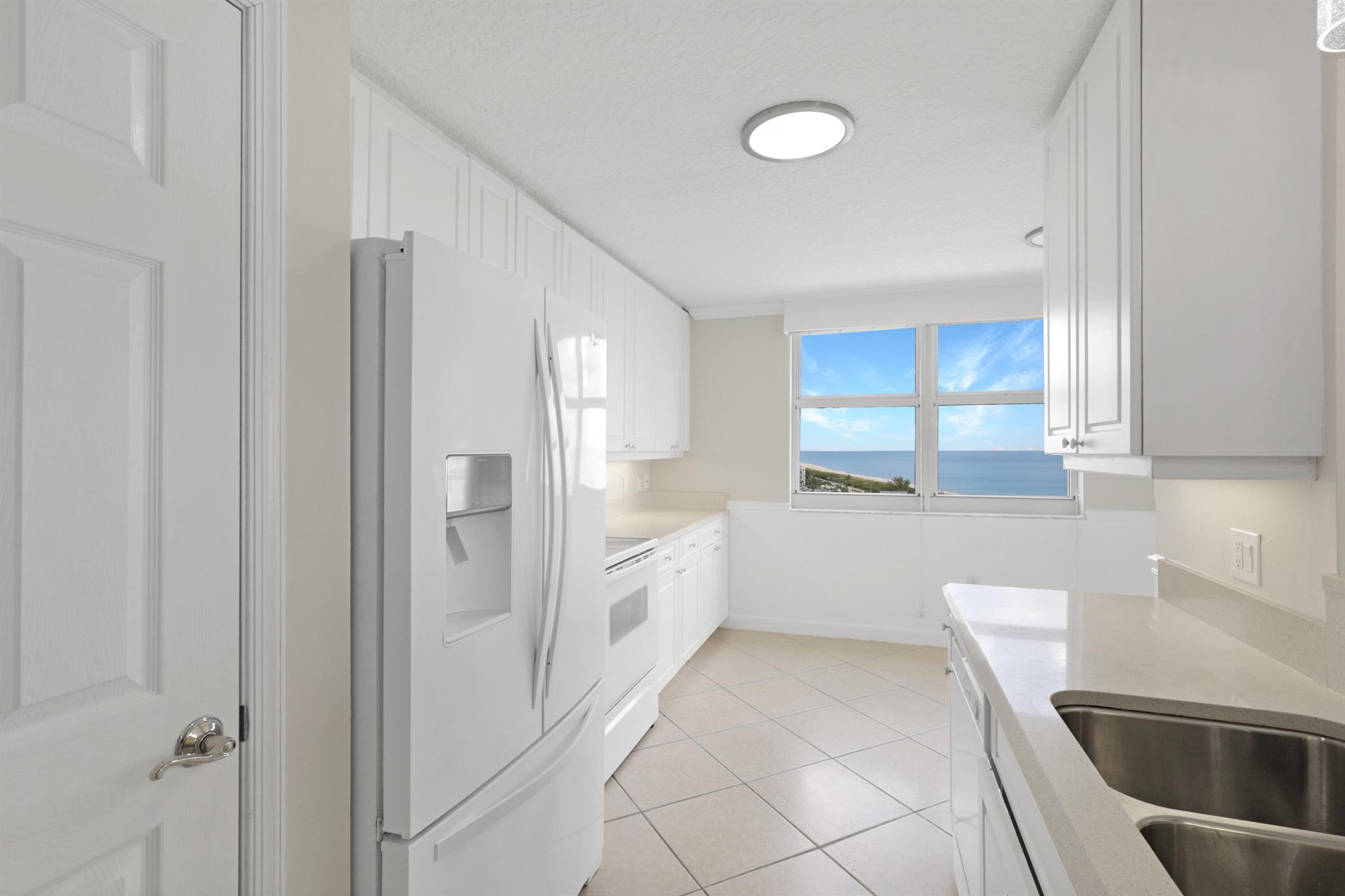 SEABREEZE AT ATLANTIC VIE - Residential Lease