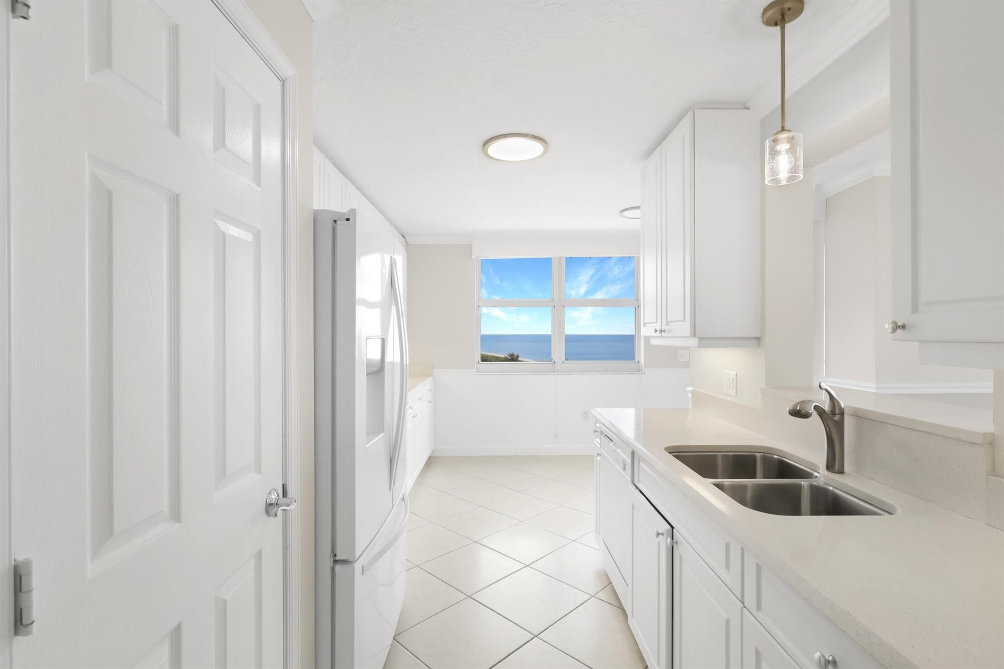 SEABREEZE AT ATLANTIC VIE - Residential Lease
