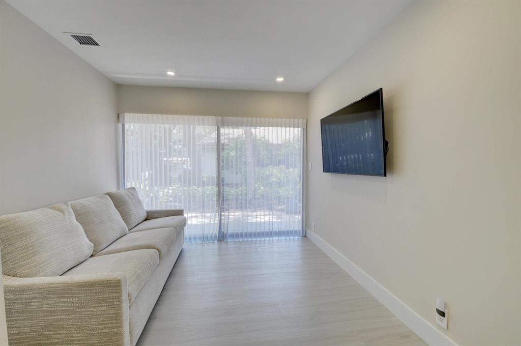 BRIDGEWOOD - Residential