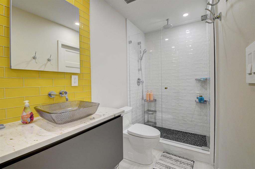 BRIDGEWOOD - Residential