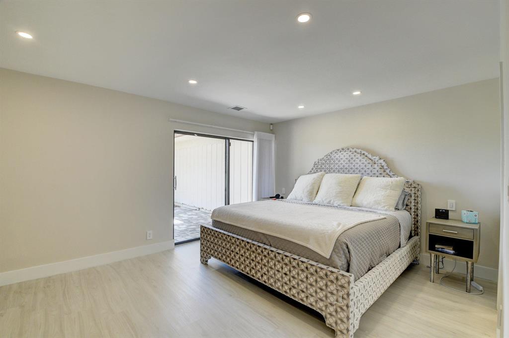 BRIDGEWOOD - Residential