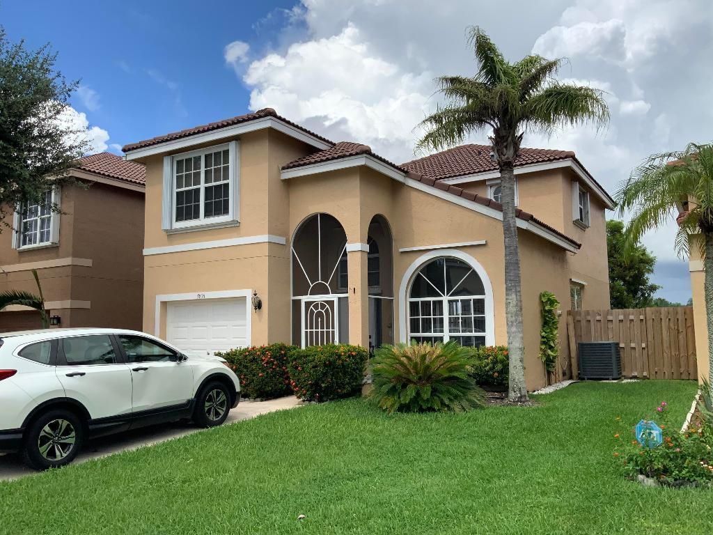Photo of 7835 Springfield Lake Drive, Lake Worth, FL 33467 (MLS # R11128551)