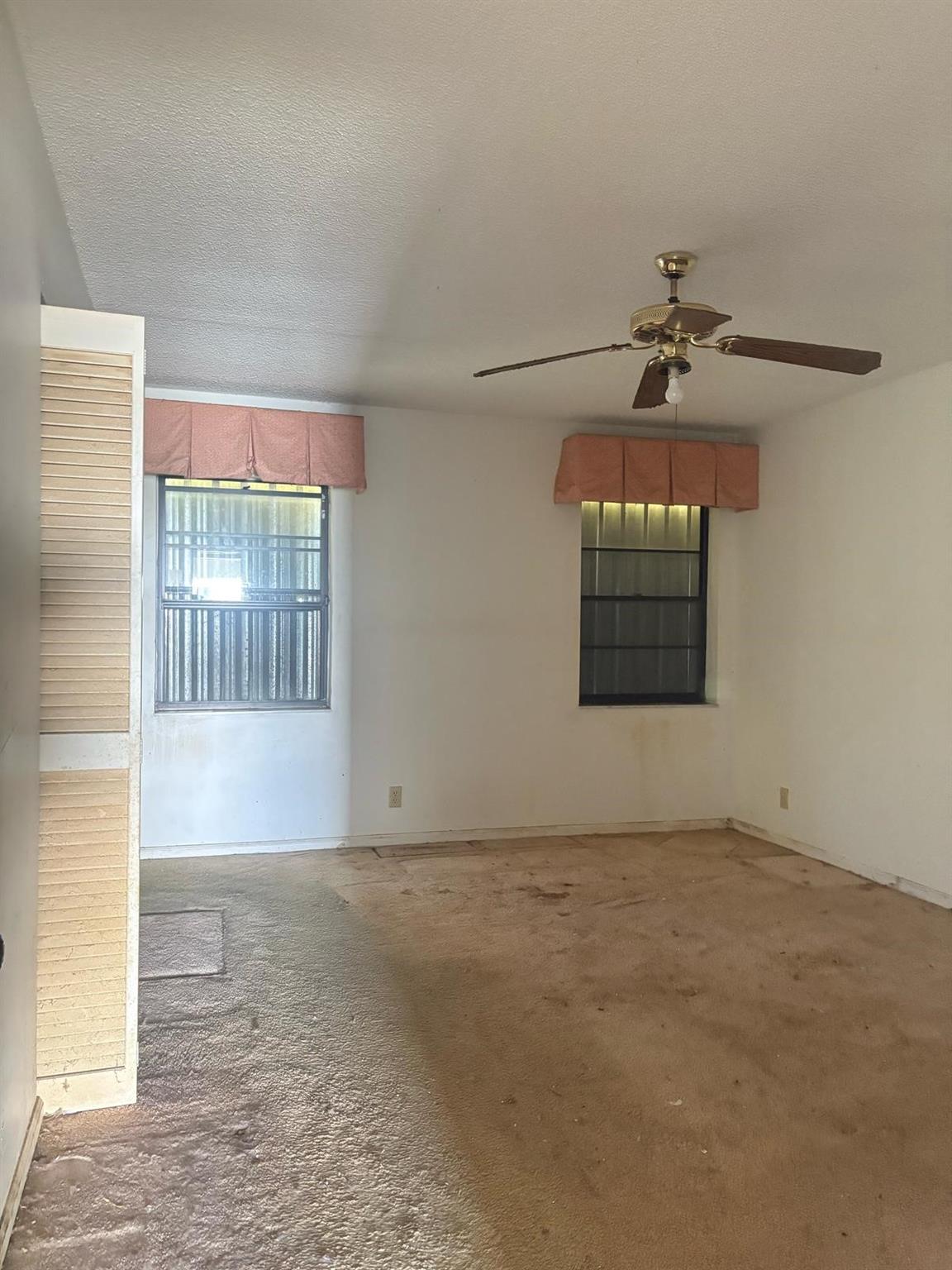Springtree Lakes 79-12 B - Residential