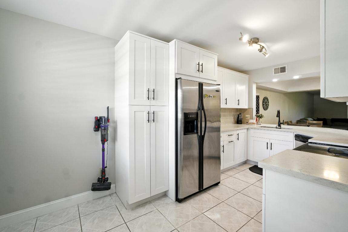 PINES OF BOCA BARWOOD CONDO - Residential