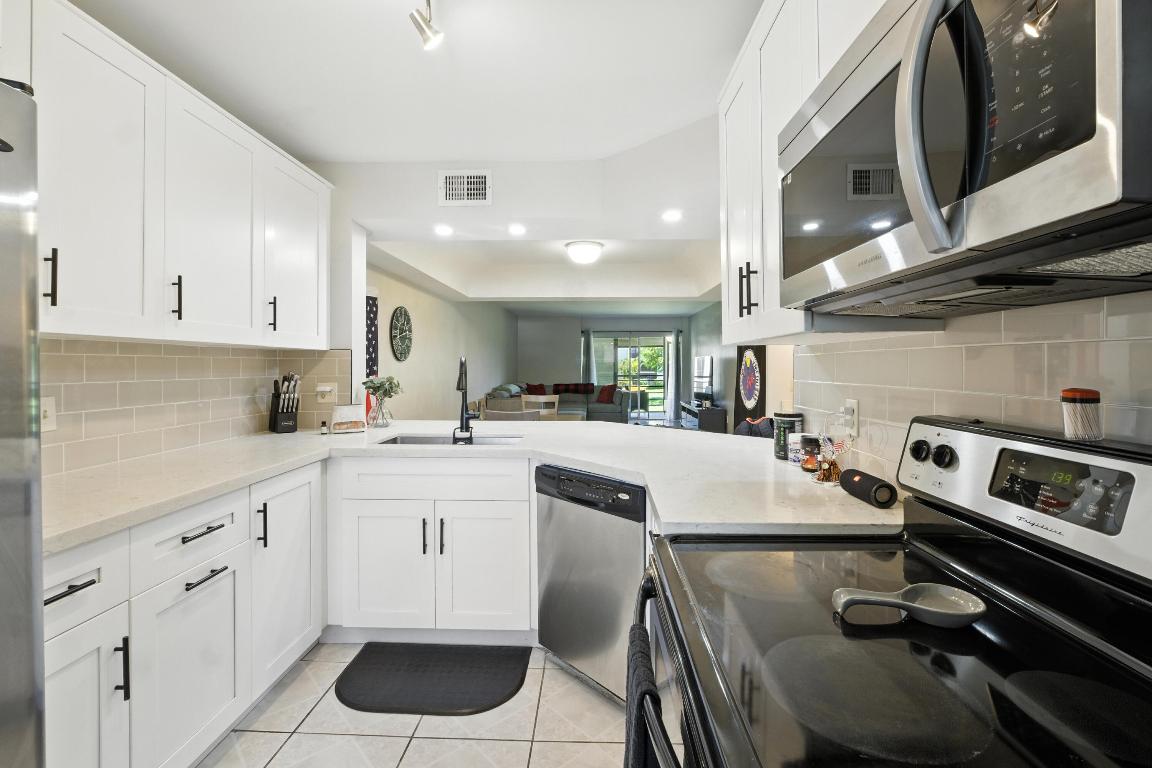 PINES OF BOCA BARWOOD CONDO - Residential
