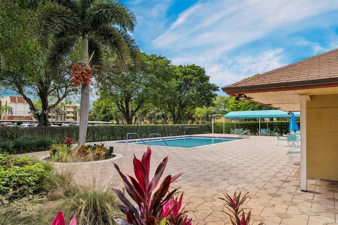 PINES OF BOCA BARWOOD CONDO - Residential