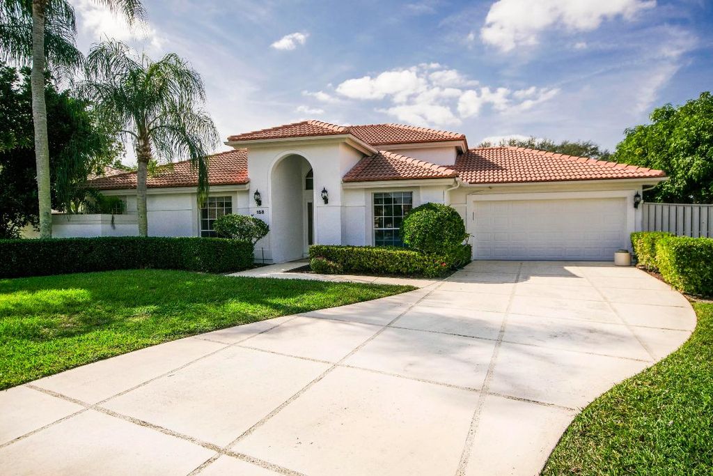 Photo of 158 Eagleton Court, Palm Beach Gardens, FL 33418 (MLS # R11145674)