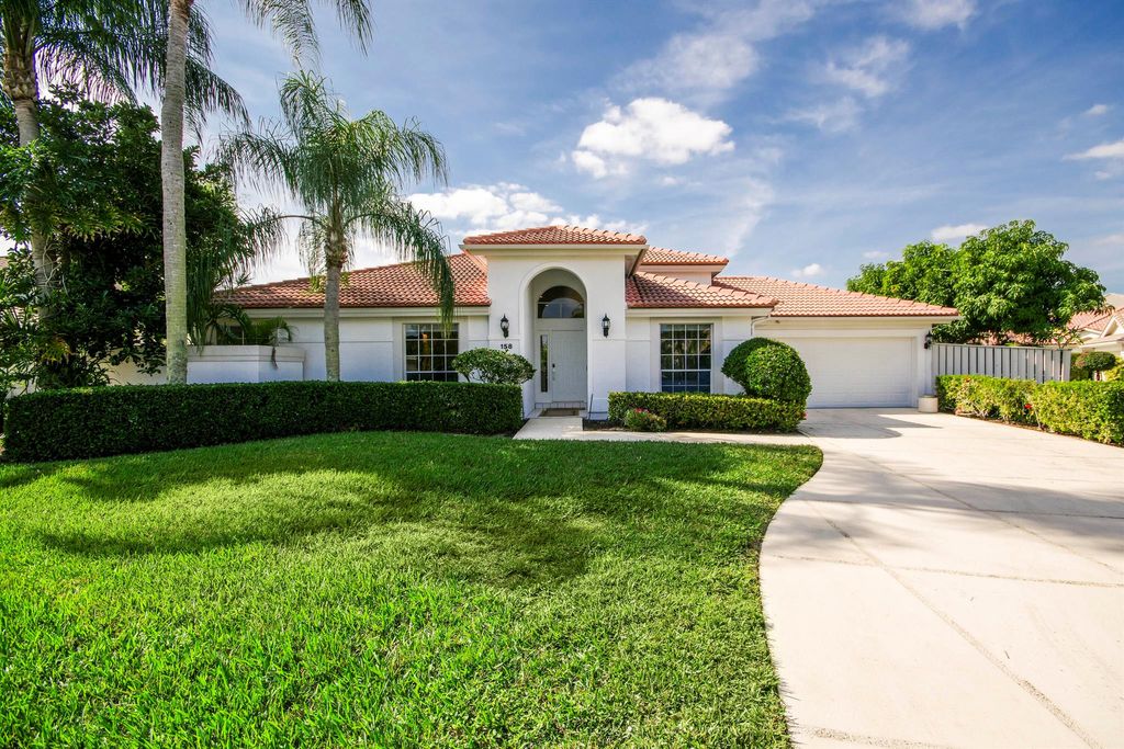 Photo of 158 Eagleton Court, Palm Beach Gardens, FL 33418 (MLS # R11145674)