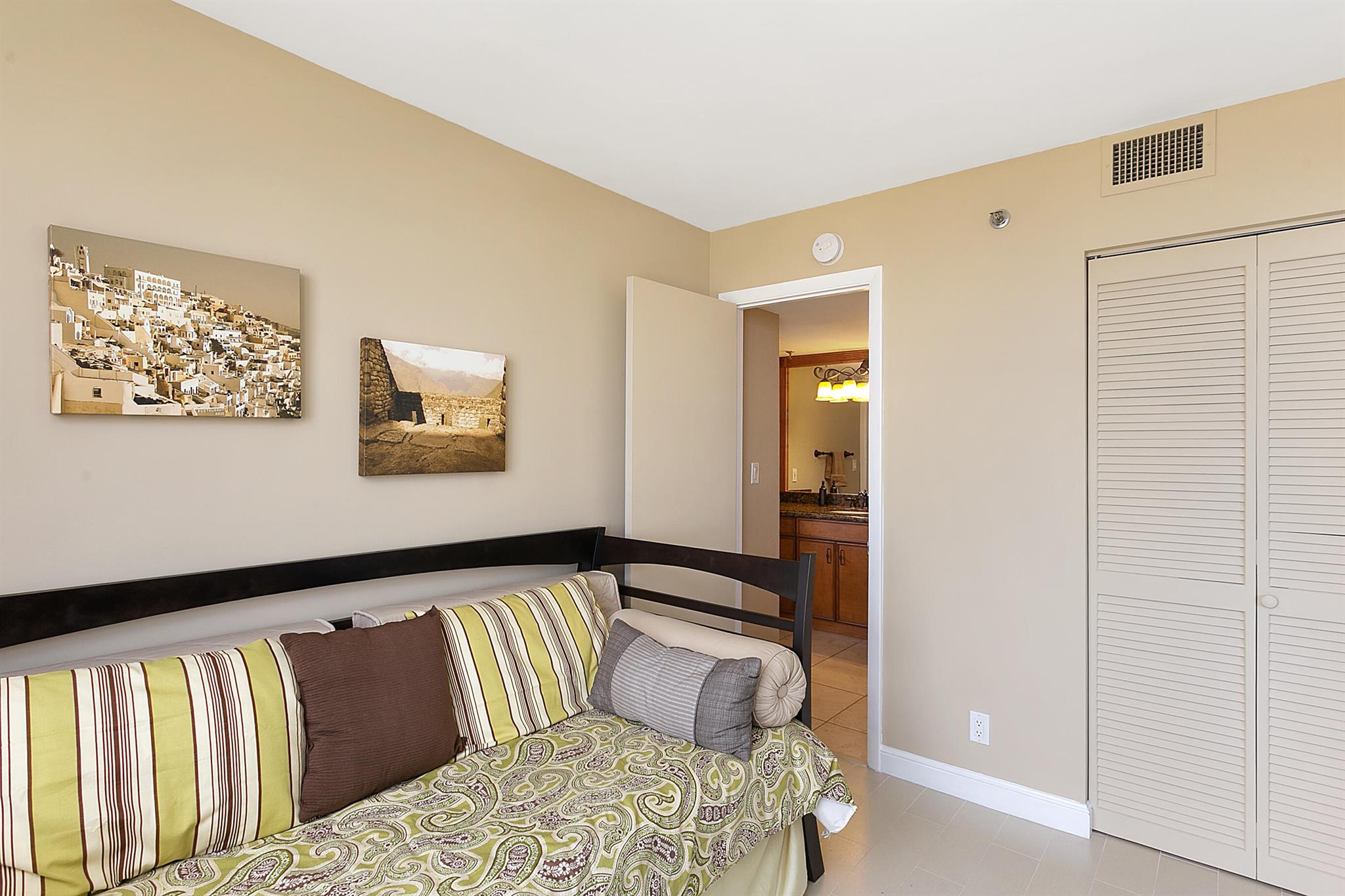OCEAN TERRACE NORTH CONDO - Residential