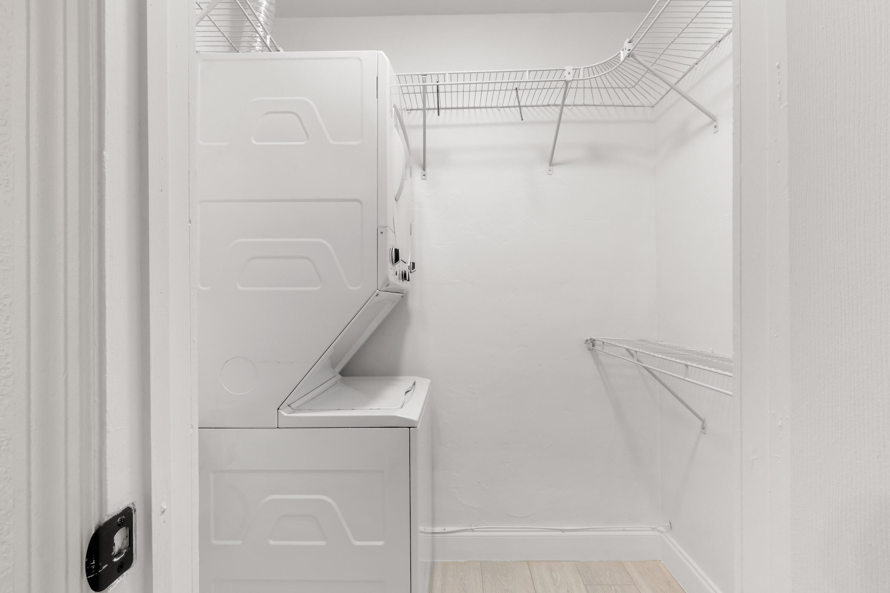 RIVERSIDE NO 3 - Residential Lease