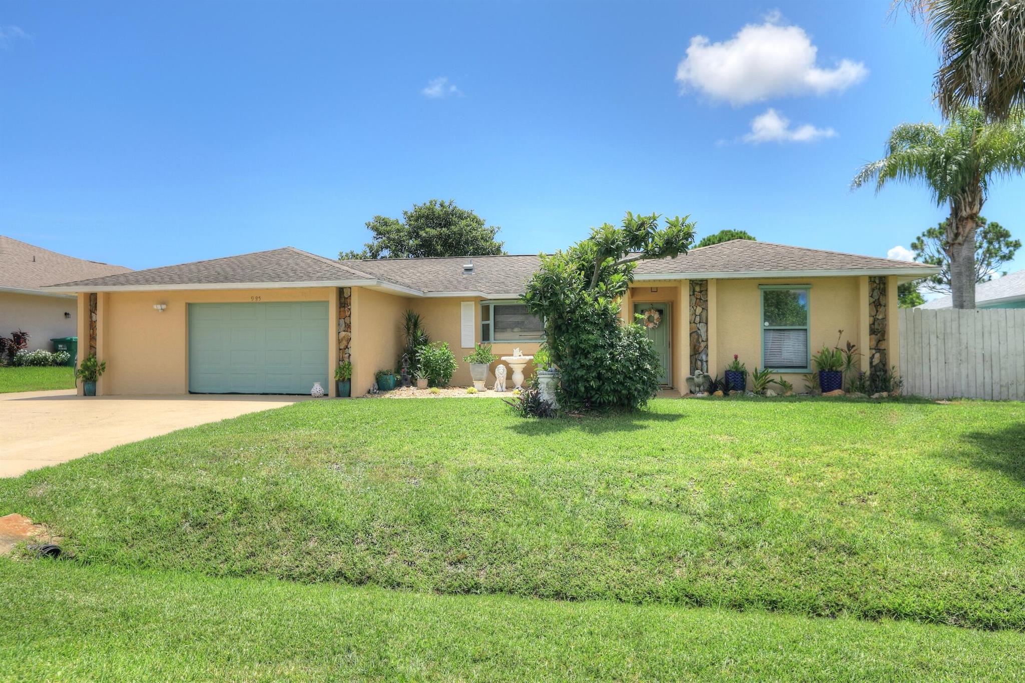 985 George Street, Sebastian, FL, 32958/$323,000 2 985 George Street
