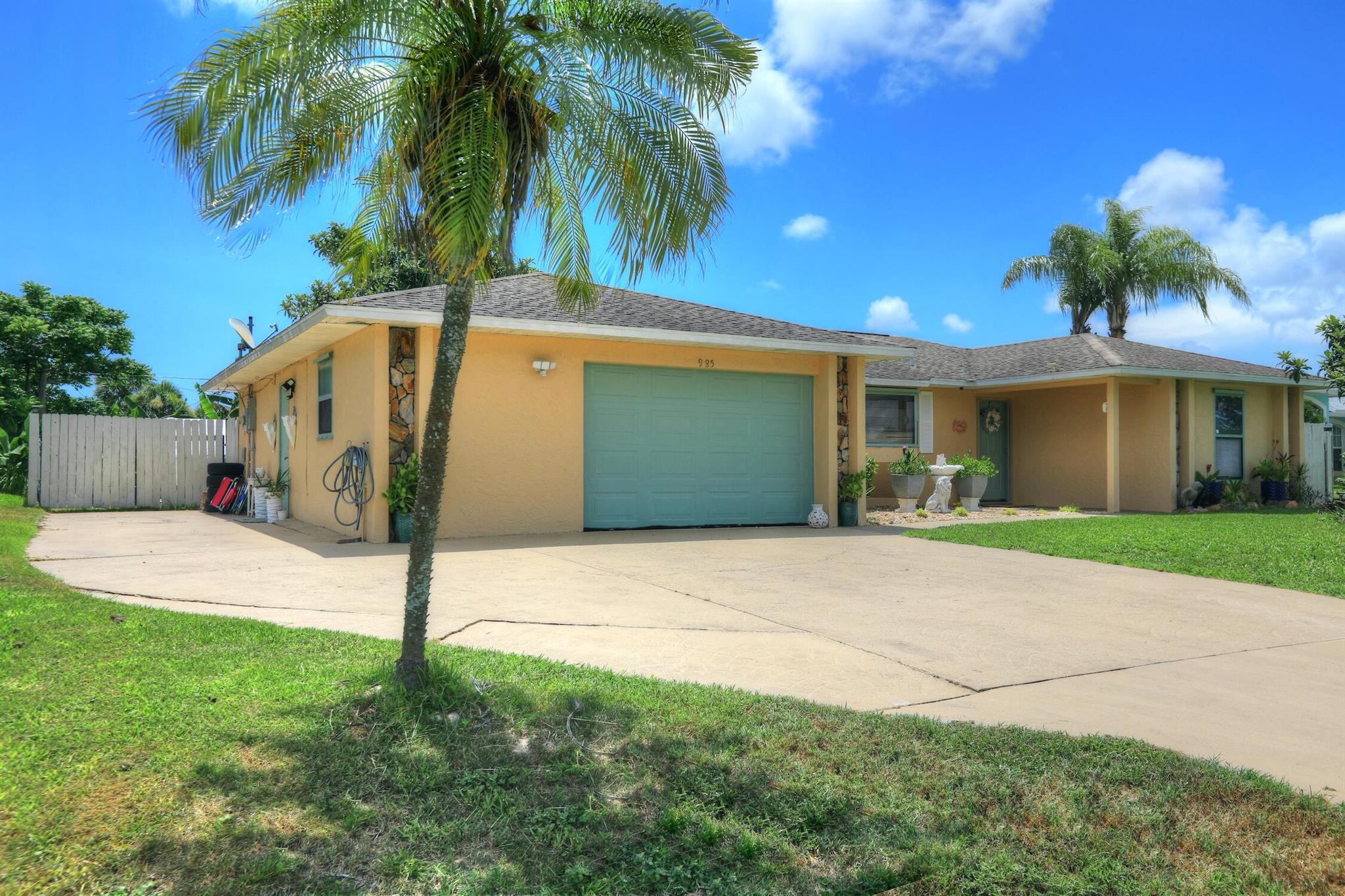 985 George Street, Sebastian, FL, 32958/$323,000 4 985 George Street