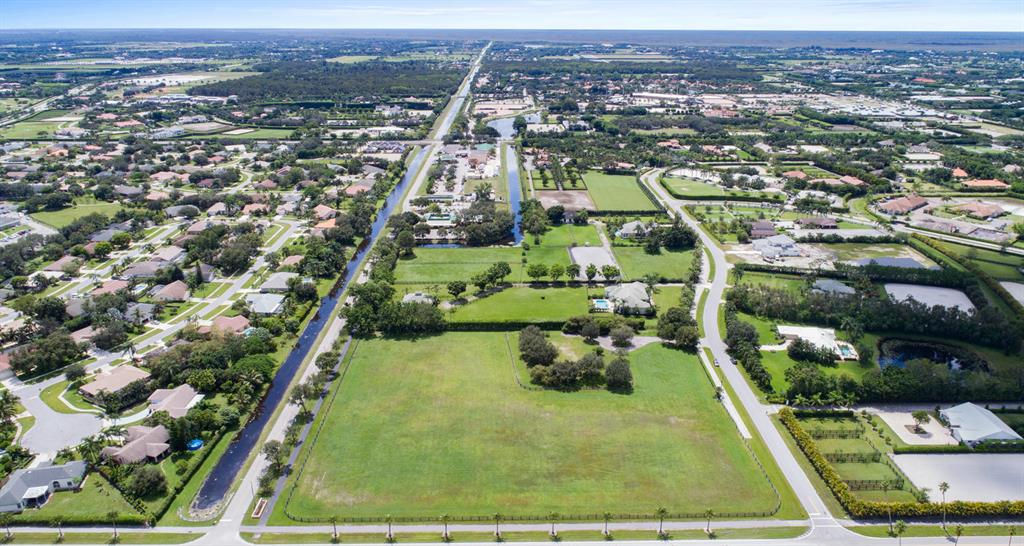 SADDLE TRAIL PARK OF WELLINGTON - Land