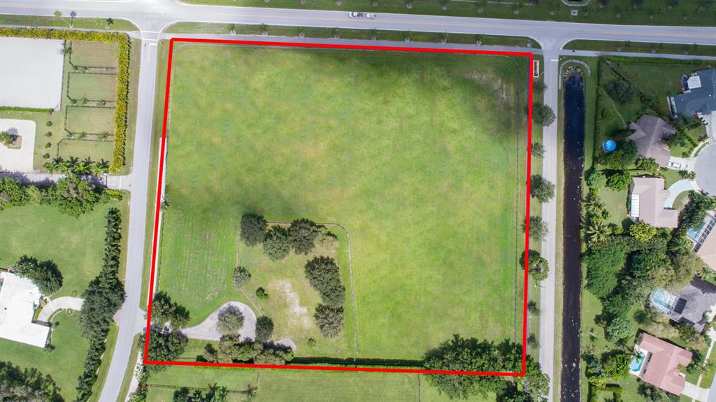 SADDLE TRAIL PARK OF WELLINGTON - Land