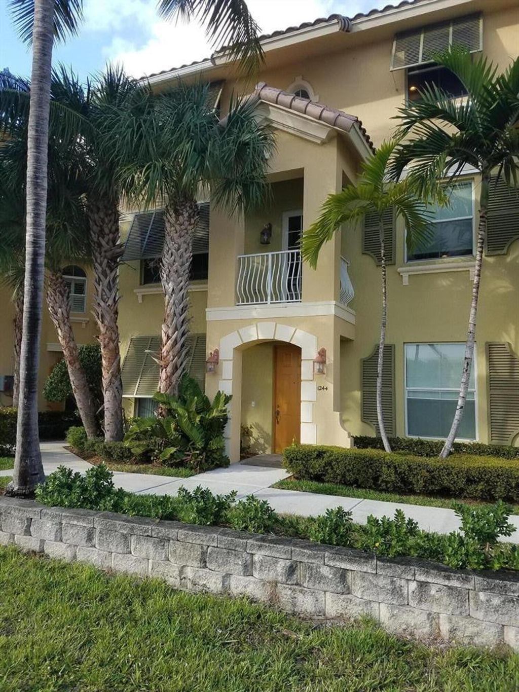 Photo of 1244 Piazza Antinori, Boynton Beach, FL 33426 (MLS # F10427499)